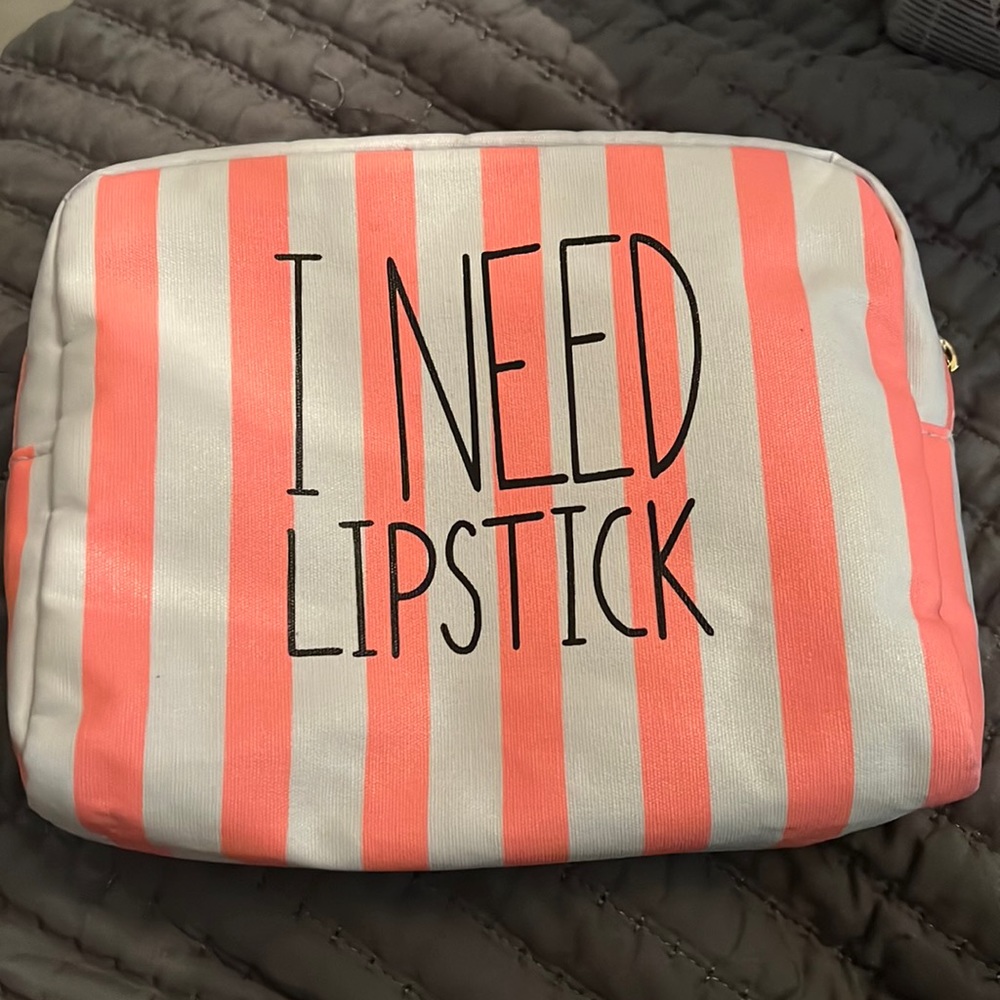 “I need lipstick” cosmetic case